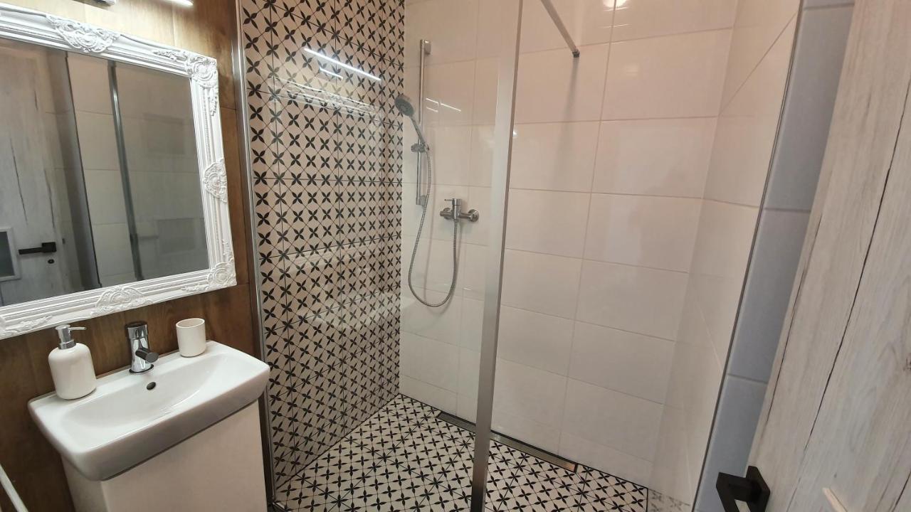 Cozy Studio With Netflix - Apartmanovy Dom Bernard Vysoké Tatry Exterior foto